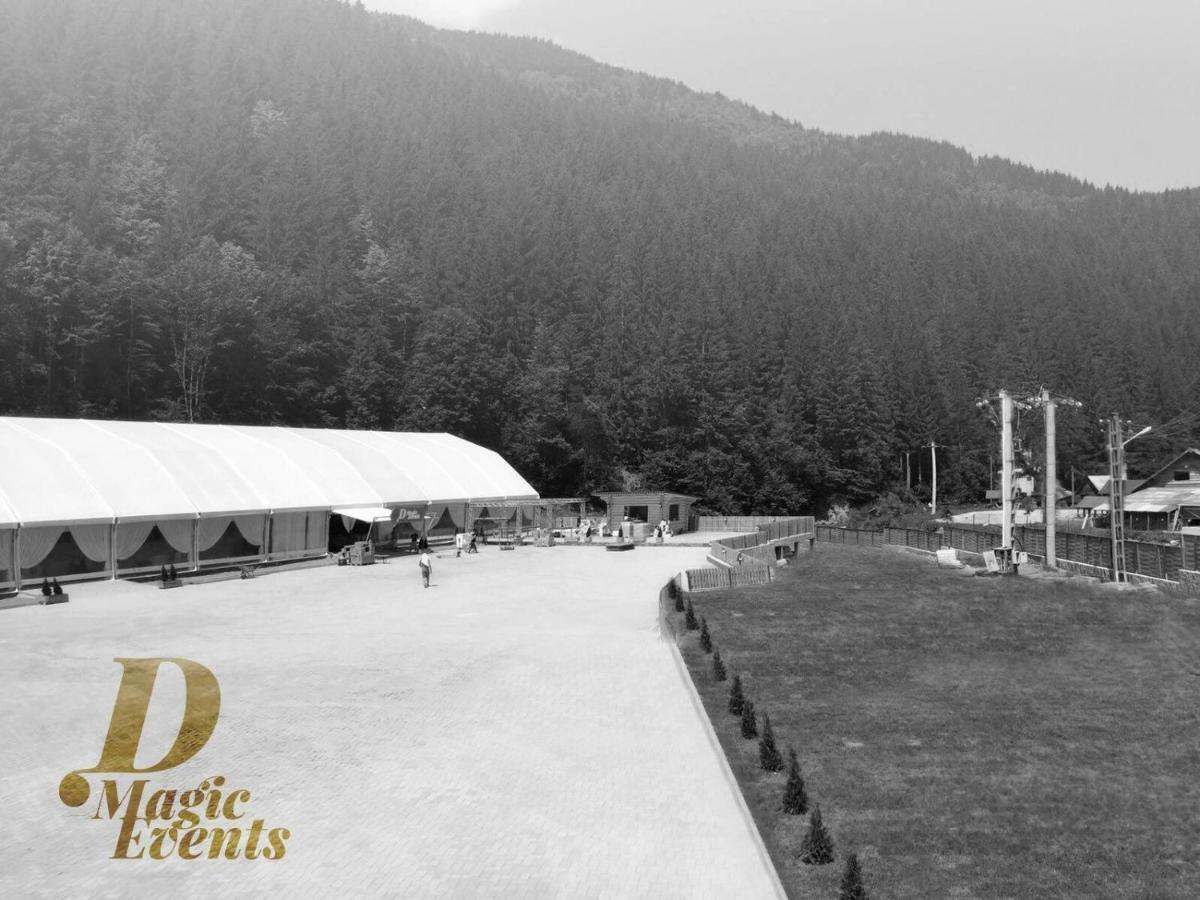 Hotel D' Magic Brosteni Esterno foto